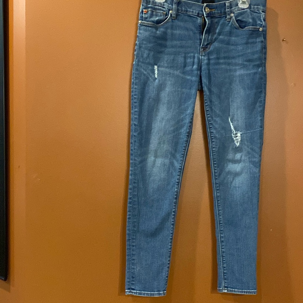 Hudson jeans in size 28. Classic blue colour with some distressing.